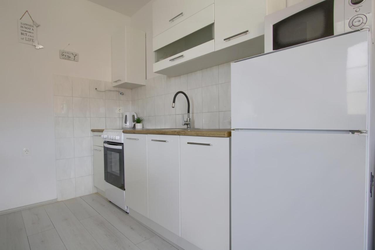 Apartments Villa Mihaela Banj Exterior foto